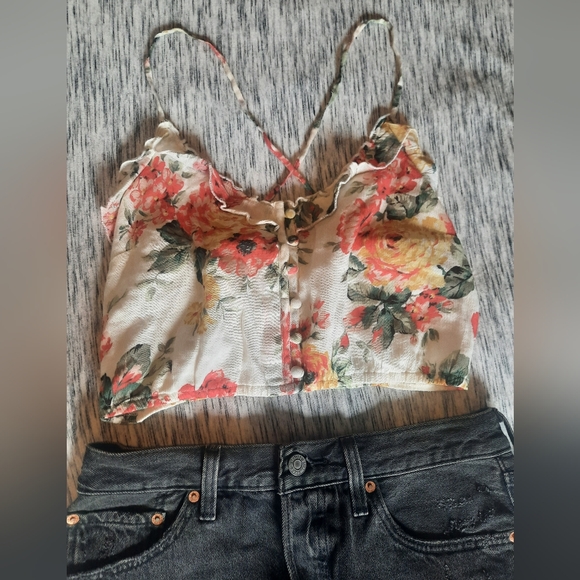 A&F Floral Crop Top - Picture 5 of 5
